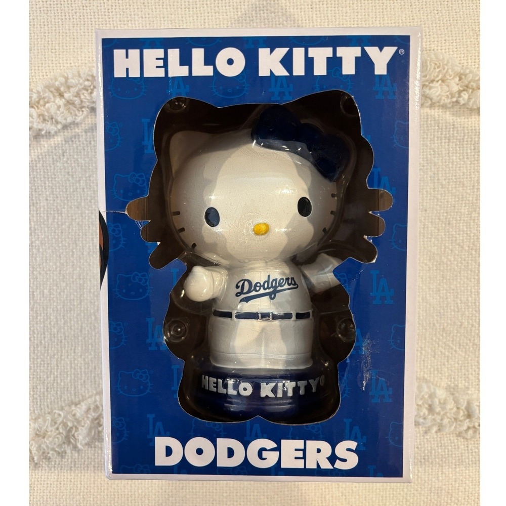 2023 LA Dodgers Hello Kitty Light-Up Bow Bobblehead SGA Stadium Giveaway NIB